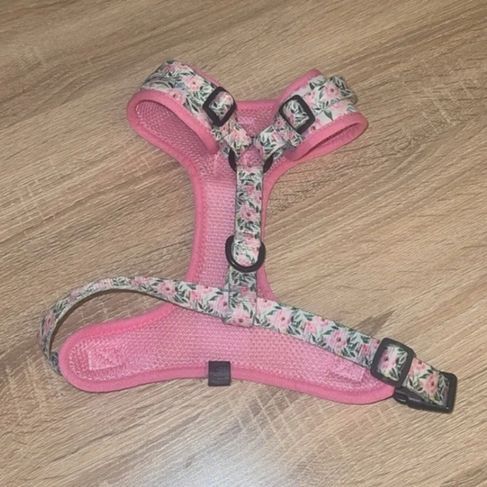 Sassy Woof Pink Floral Magnolia Dog Harness‎ Size Medium